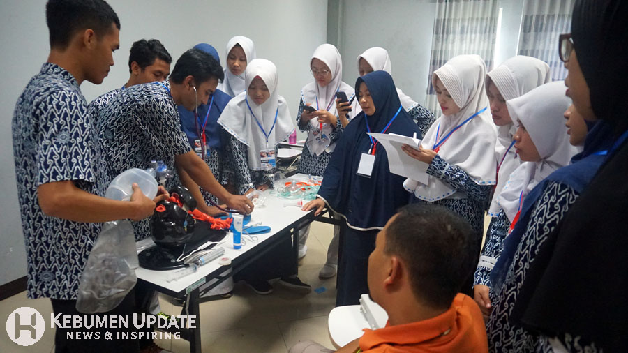 175 Mahasiswa Keperawatan Stikes Muhammadiyah Gombong Dilatih Tangani Penderita Gawat Darurat, Ini Materi yang Dipelajari